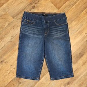 👖Nine West "Heidi" Denim Shorts